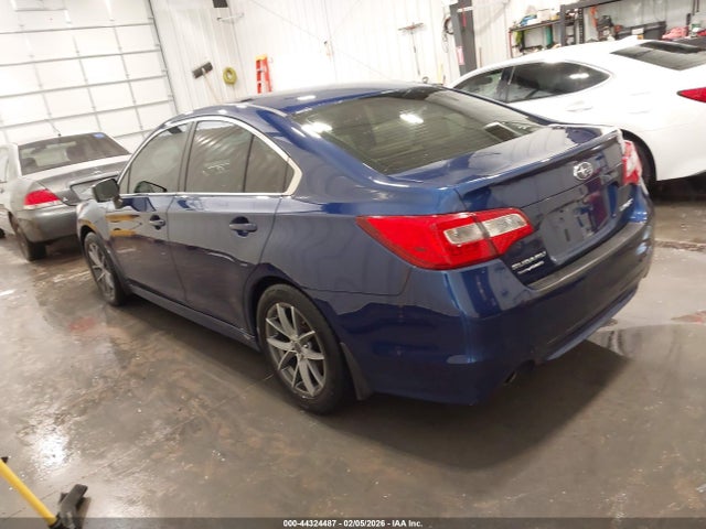 4S3BNBA66F3048697 Subaru Legacy 2.5i