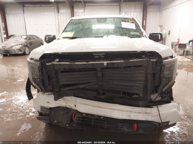3GTUUEE89RG327880 GMC Sierra 1500 4wd Short Box At4