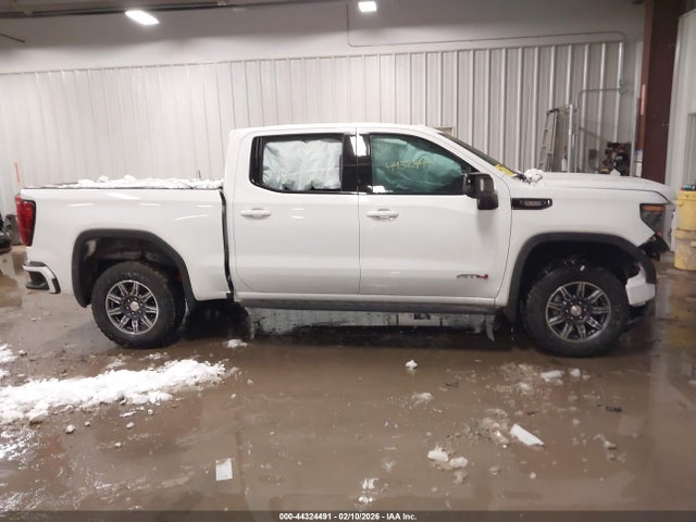3GTUUEE89RG327880 GMC Sierra 1500 4wd Short Box At4