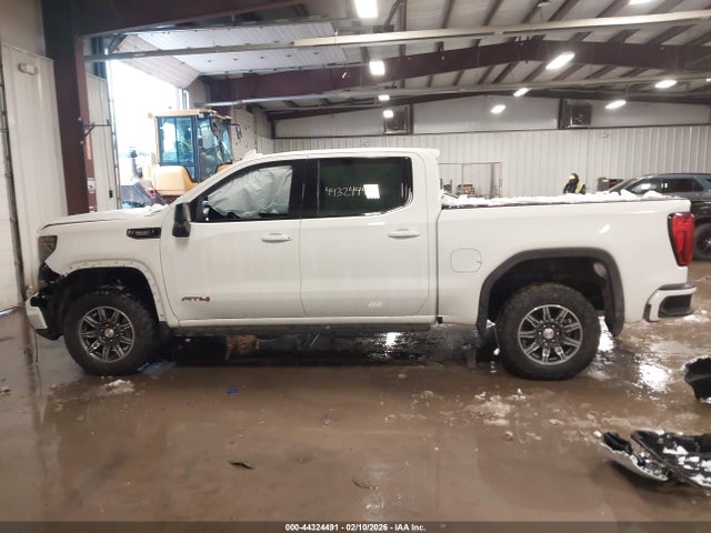 3GTUUEE89RG327880 GMC Sierra 1500 4wd Short Box At4