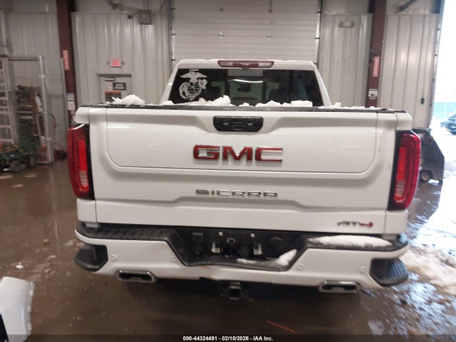 3GTUUEE89RG327880 GMC Sierra 1500 4wd Short Box At4