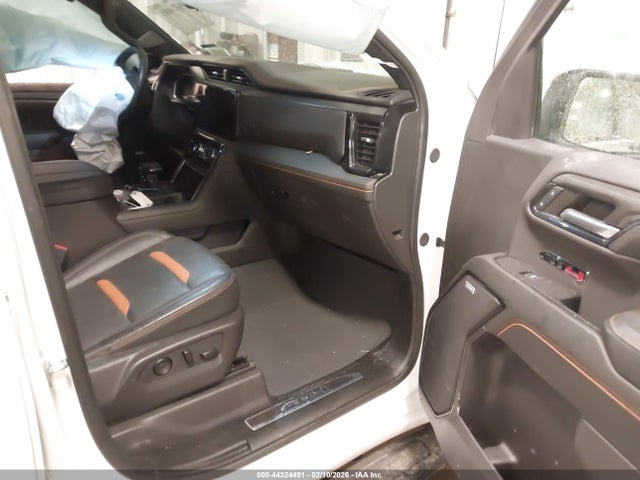 3GTUUEE89RG327880 GMC Sierra 1500 4wd Short Box At4