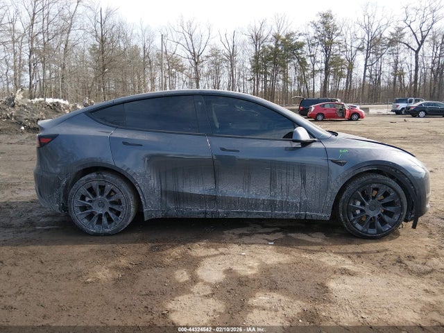 5YJYGDEE5MF256426 Tesla Model Y Long Range Dual Motor All-wheel Drive
