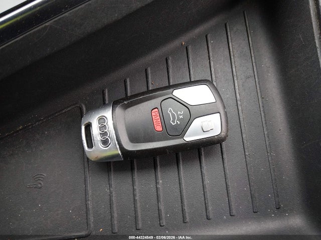 WA1VAAF77KD026890 Audi Q7 55 Premium