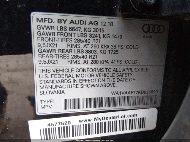 WA1VAAF77KD026890 Audi Q7 55 Premium