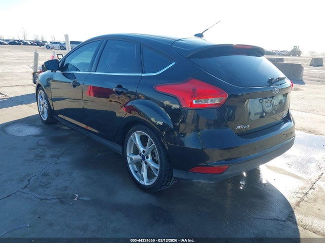 2016 FORD FOCUS 1FADP3N2XGL219216 Photo 2