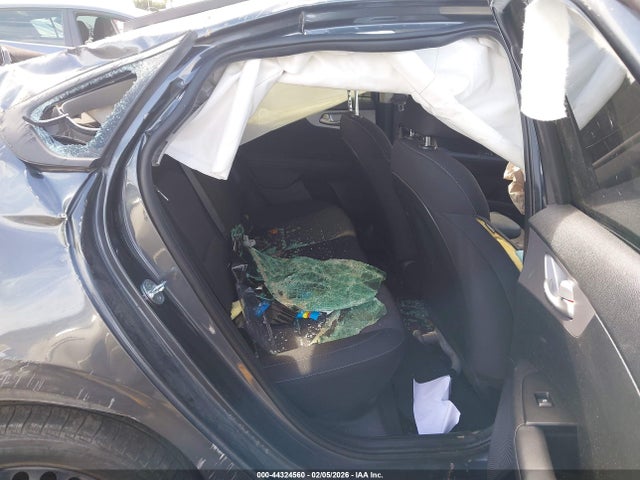 3KPF24AD4NE475260 KIA FORTE FE