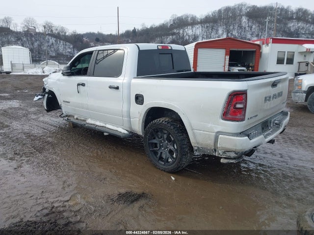2025 Ram 1500 Laramie  4x4 5'7 Box მანქანა იყიდება აუქციონზე, vin: 1C6SRFJP9SN630058, აუქციონის ნომერი: 44324567