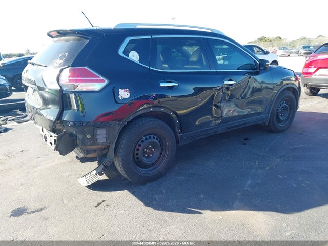44324583 :رقم المزاد ، 5N1AT2MV5FC899700 vin ، 2015 Nissan Rogue Sl مزاد بيع
