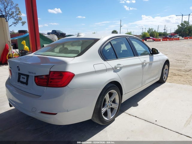 2015 BMW 328I WBA3B3C58FF546533 Photo 3