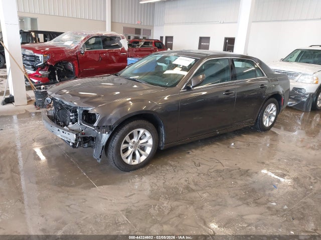 Aukcja sprzedaży 2021 Chrysler 300 Touring, vin: 2C3CCAAG2MH576362, numer aukcji: 44324602