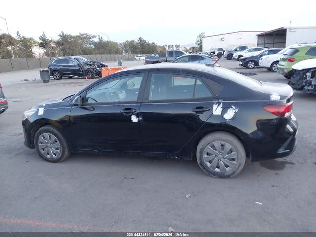 3KPA24AD3PE549037 KIA RIO S