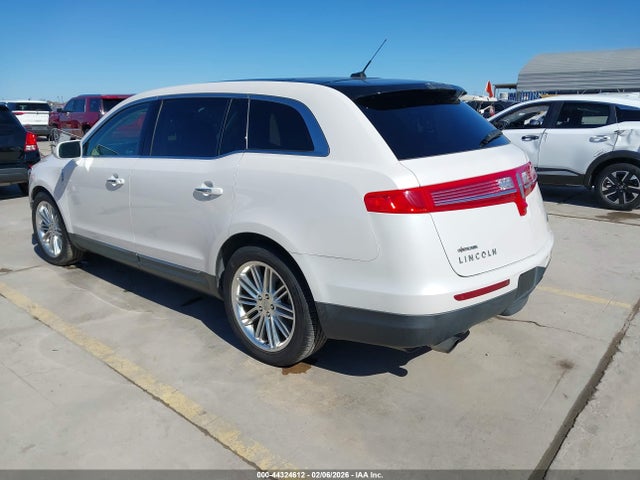 2LMHJ5ATXJBL01221 Lincoln Mkt Reserve