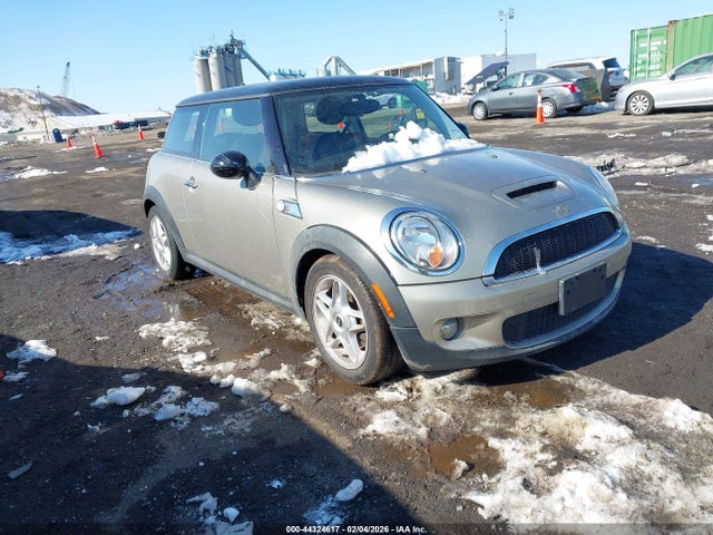 2009 MINI COOPER S WMWMF735X9TW87772