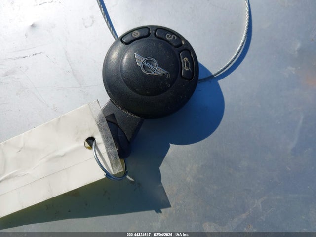 2009 MINI COOPER S WMWMF735X9TW87772 Photo 10