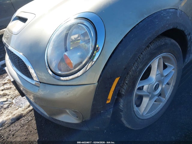 2009 MINI COOPER S WMWMF735X9TW87772 Photo 5