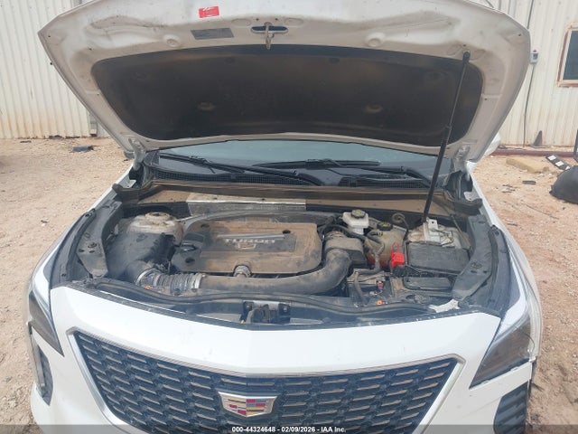 2022 CADILLAC XT4 1GYAZAR44NF109646 Photo 9