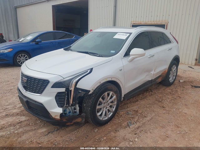 2022 CADILLAC XT4 1GYAZAR44NF109646 Photo 1
