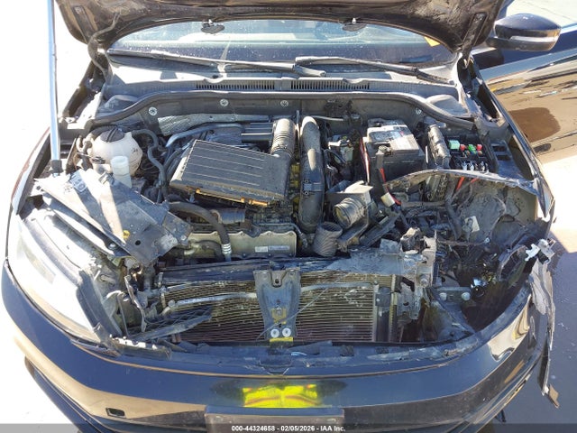 44324658 :رقم المزاد ، 3VWD67AJ2GM235522 vin ، 2016 Volkswagen Jetta 1.4t Se مزاد بيع