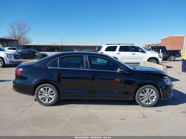 44324658 :رقم المزاد ، 3VWD67AJ2GM235522 vin ، 2016 Volkswagen Jetta 1.4t Se مزاد بيع