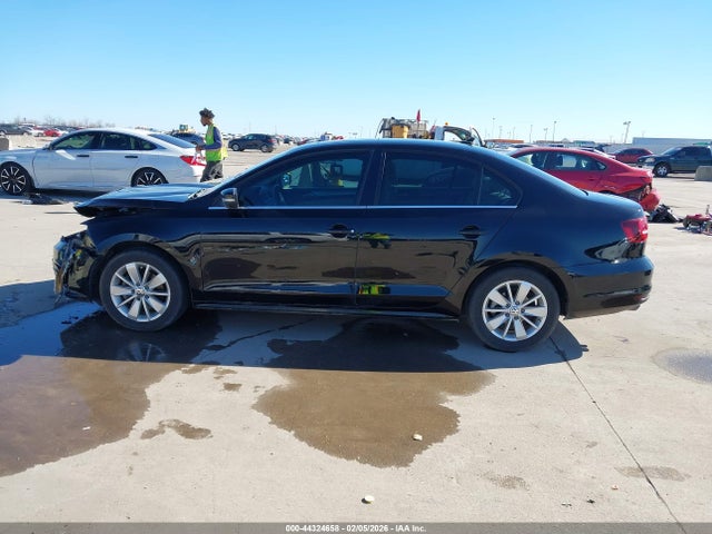 44324658 :رقم المزاد ، 3VWD67AJ2GM235522 vin ، 2016 Volkswagen Jetta 1.4t Se مزاد بيع