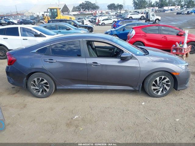 Honda Civic Lx 2017 2HGFC2F52HH535002 Image 13