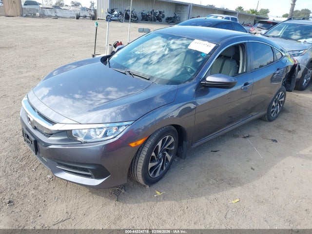 Honda Civic Lx 2017 2HGFC2F52HH535002 Image 2