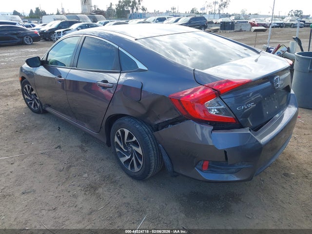 Honda Civic Lx 2017 2HGFC2F52HH535002 Image 3
