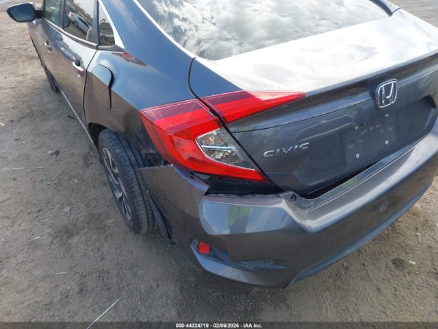 Honda Civic Lx 2017 2HGFC2F52HH535002 Image 6