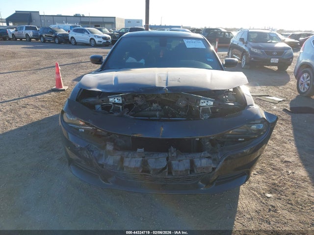 44324719 :رقم المزاد ، 2C3CDXBGXKH722051 vin ، 2019 Dodge Charger Sxt Rwd مزاد بيع