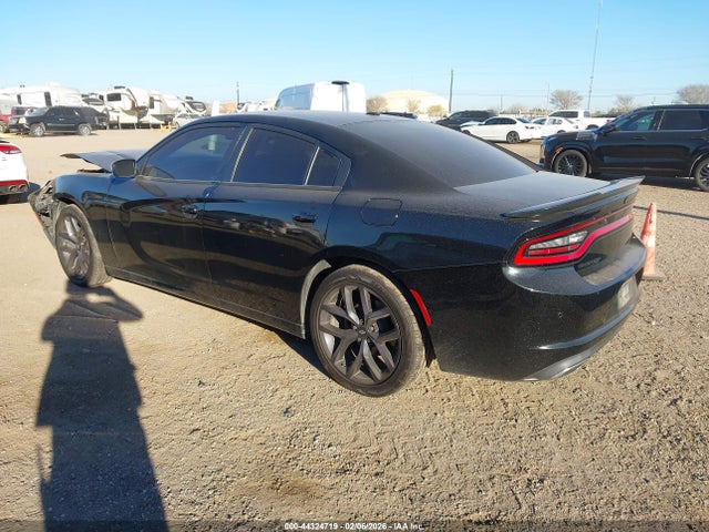 2019 DODGE CHARGER 2C3CDXBGXKH722051 Photo 2