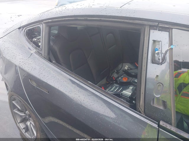 2023 Tesla Model 3 Rear-wheel Drive მანქანა იყიდება აუქციონზე, vin: 5YJ3E1EA6PF409590, აუქციონის ნომერი: 44324731