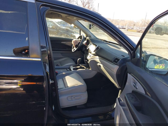 Продажа на аукционе авто 2016 Honda Pilot Ex-l, vin: 5FNYF6H75GB091249, номер лота: 44324774