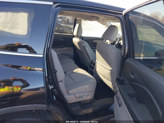 Продажа на аукционе авто 2016 Honda Pilot Ex-l, vin: 5FNYF6H75GB091249, номер лота: 44324774