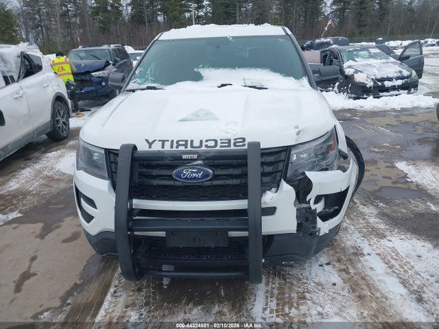 1FM5K8AR5HGE13493 Ford Utility Police Interceptor