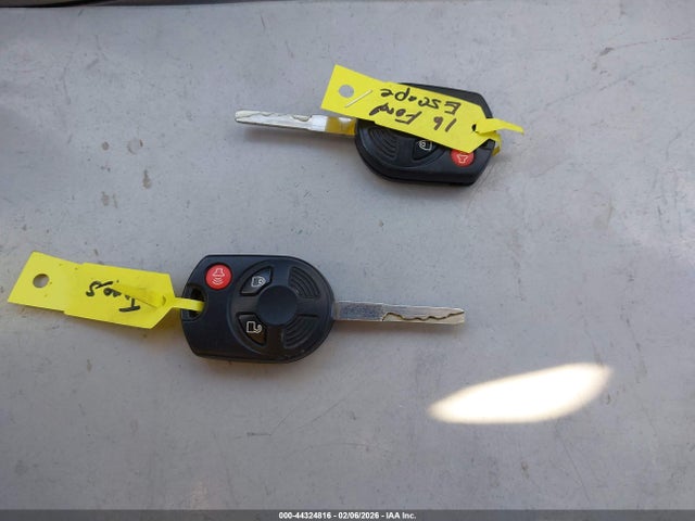 Ford ESCAPE SE 2016 1FMCU0GX5GUB04583 Image 11