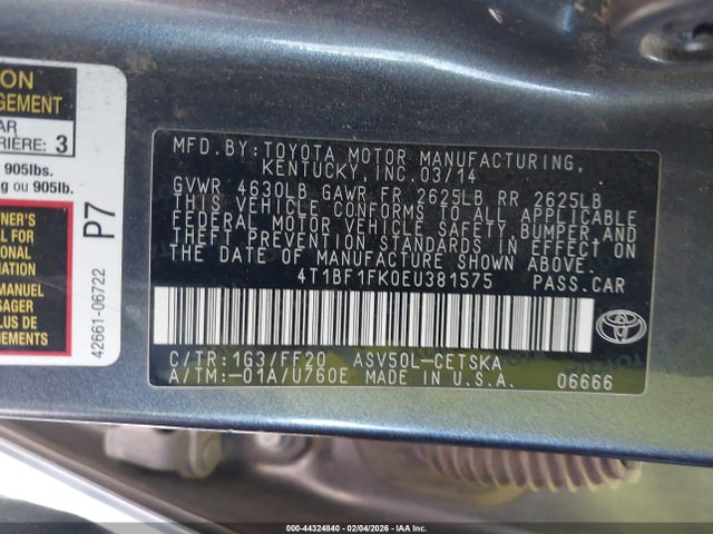 4T1BF1FK0EU381575 Toyota CAMRY SE