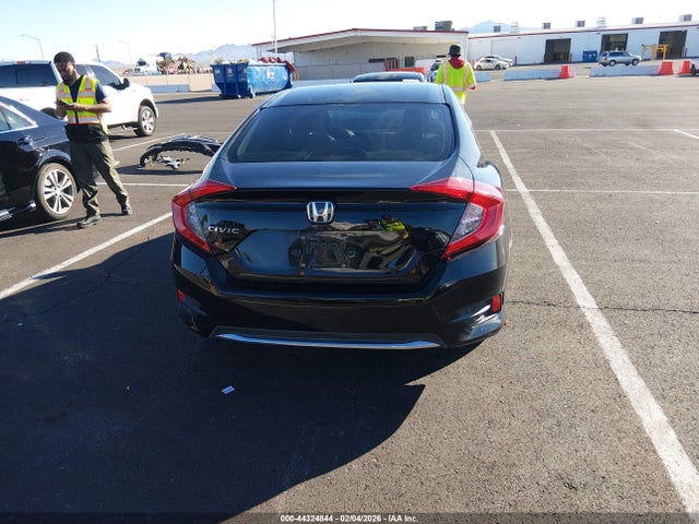Honda Civic Lx 2019 19XFC2F65KE017153 Image 16