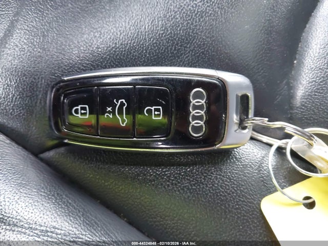 2021 Audi Q7 Premium 45 Tfsi Quattro Tiptronic მანქანა იყიდება აუქციონზე, vin: WA1AJAF7XMD018087, აუქციონის ნომერი: 44324848