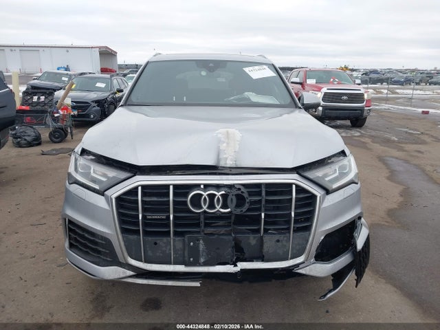 2021 Audi Q7 Premium 45 Tfsi Quattro Tiptronic მანქანა იყიდება აუქციონზე, vin: WA1AJAF7XMD018087, აუქციონის ნომერი: 44324848