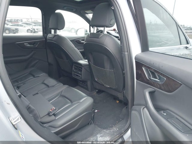 2021 Audi Q7 Premium 45 Tfsi Quattro Tiptronic მანქანა იყიდება აუქციონზე, vin: WA1AJAF7XMD018087, აუქციონის ნომერი: 44324848