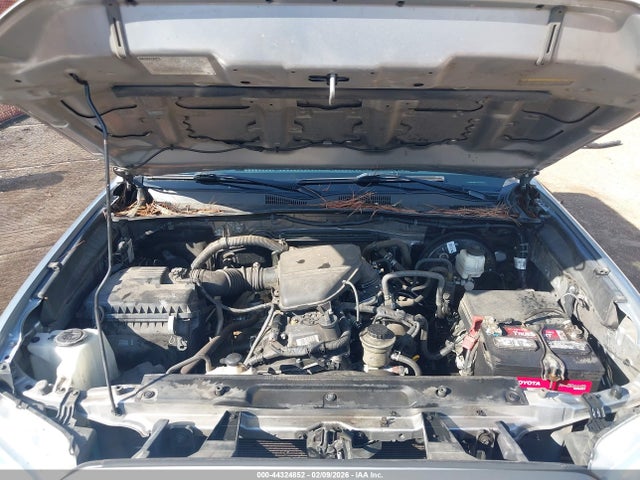 5TFAX5GN7KX141950 Toyota Tacoma Sr