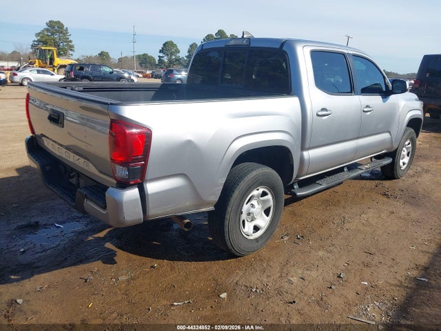 5TFAX5GN7KX141950 Toyota Tacoma Sr