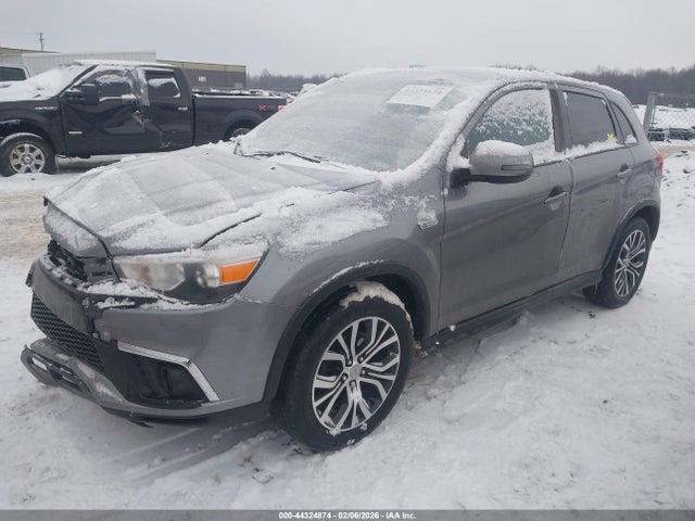 2018 MITSUBISHI OUTLANDER SPORT JA4AP3AUXJU023339 Photo 1