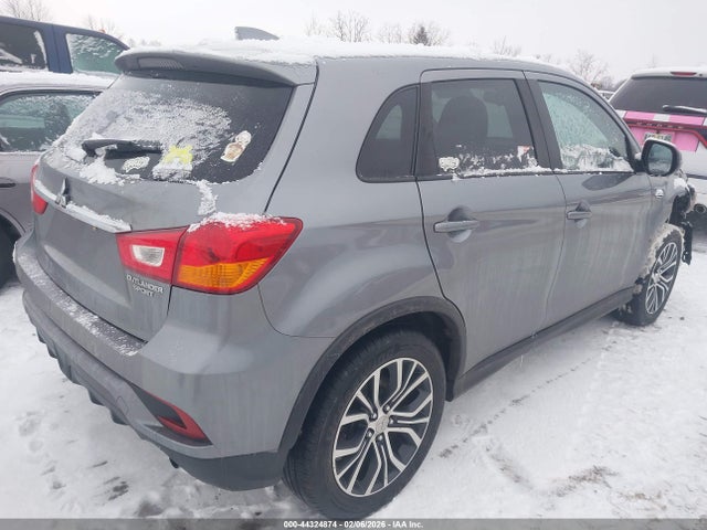 2018 MITSUBISHI OUTLANDER SPORT JA4AP3AUXJU023339 Photo 3