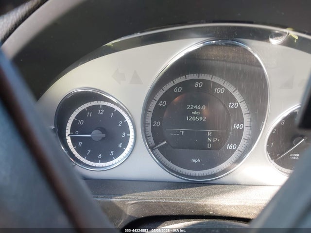2010 Mercedes-benz E 350 4matic მანქანა იყიდება აუქციონზე, vin: WDDHF8HB5AA210679, აუქციონის ნომერი: 44324883
