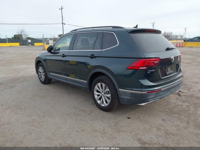 3VV2B7AX2JM139652 Volkswagen Tiguan 2.0t Se/2.0t Sel