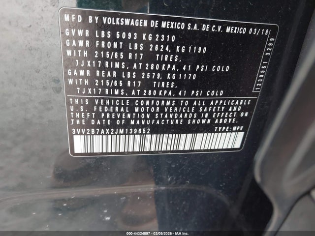 3VV2B7AX2JM139652 Volkswagen Tiguan 2.0t Se/2.0t Sel