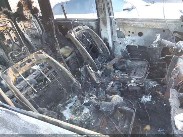 2008 JEEP COMMANDER 1J8HG48K08C160412 Photo 4