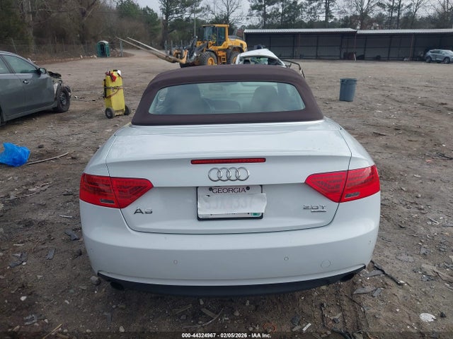 Audi A5 2.0t Premium 2014 WAULFAFHXEN003557 Image 16